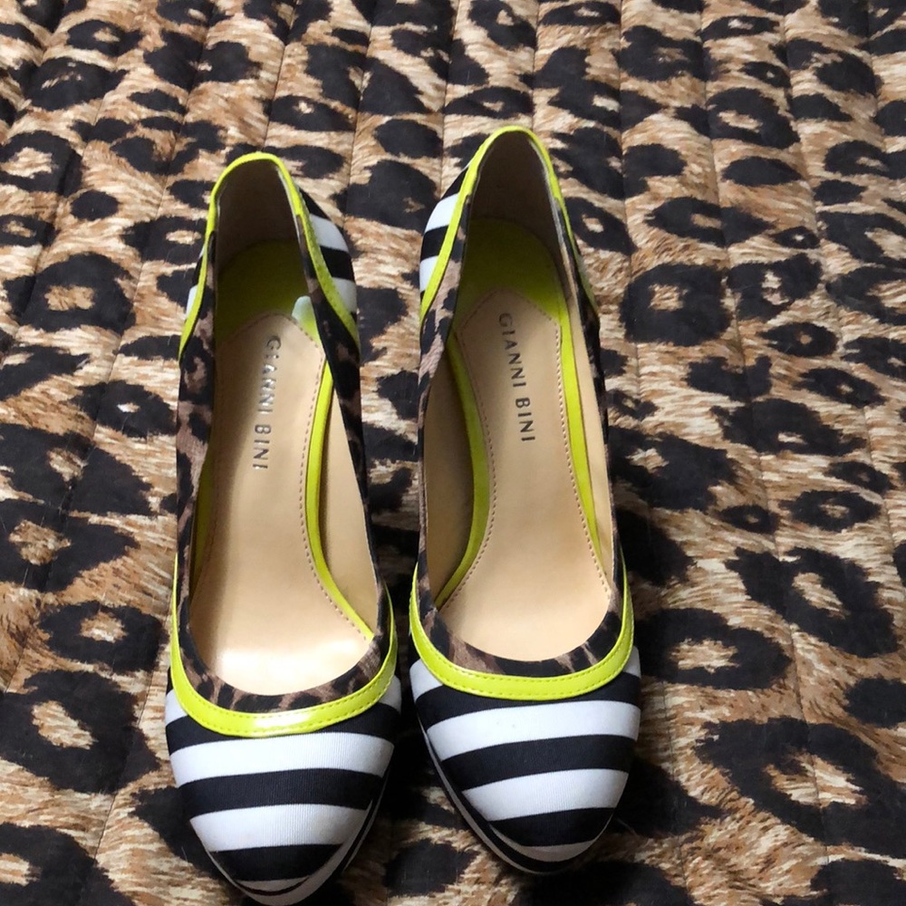 Gianni Bini 4 1/2” Heels. New